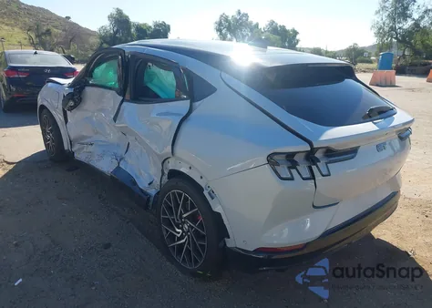 2023 Ford Mustang Mach-E Gt z USA, uszkodzony, nr VIN 3FMTK4SX7PMA16675